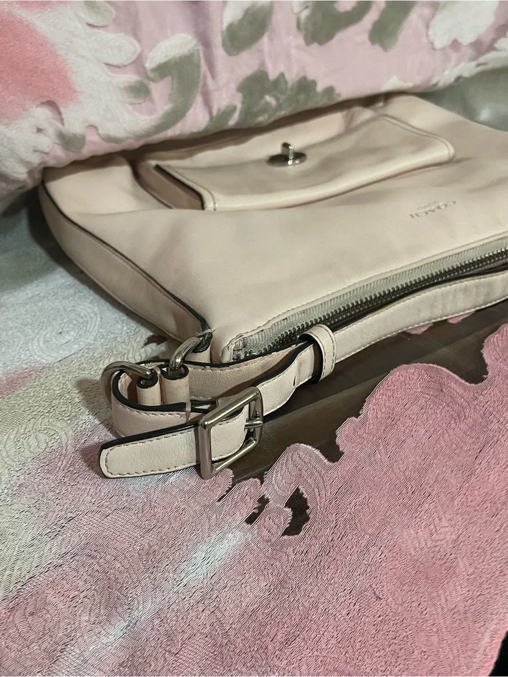 Coach #22381 legacy